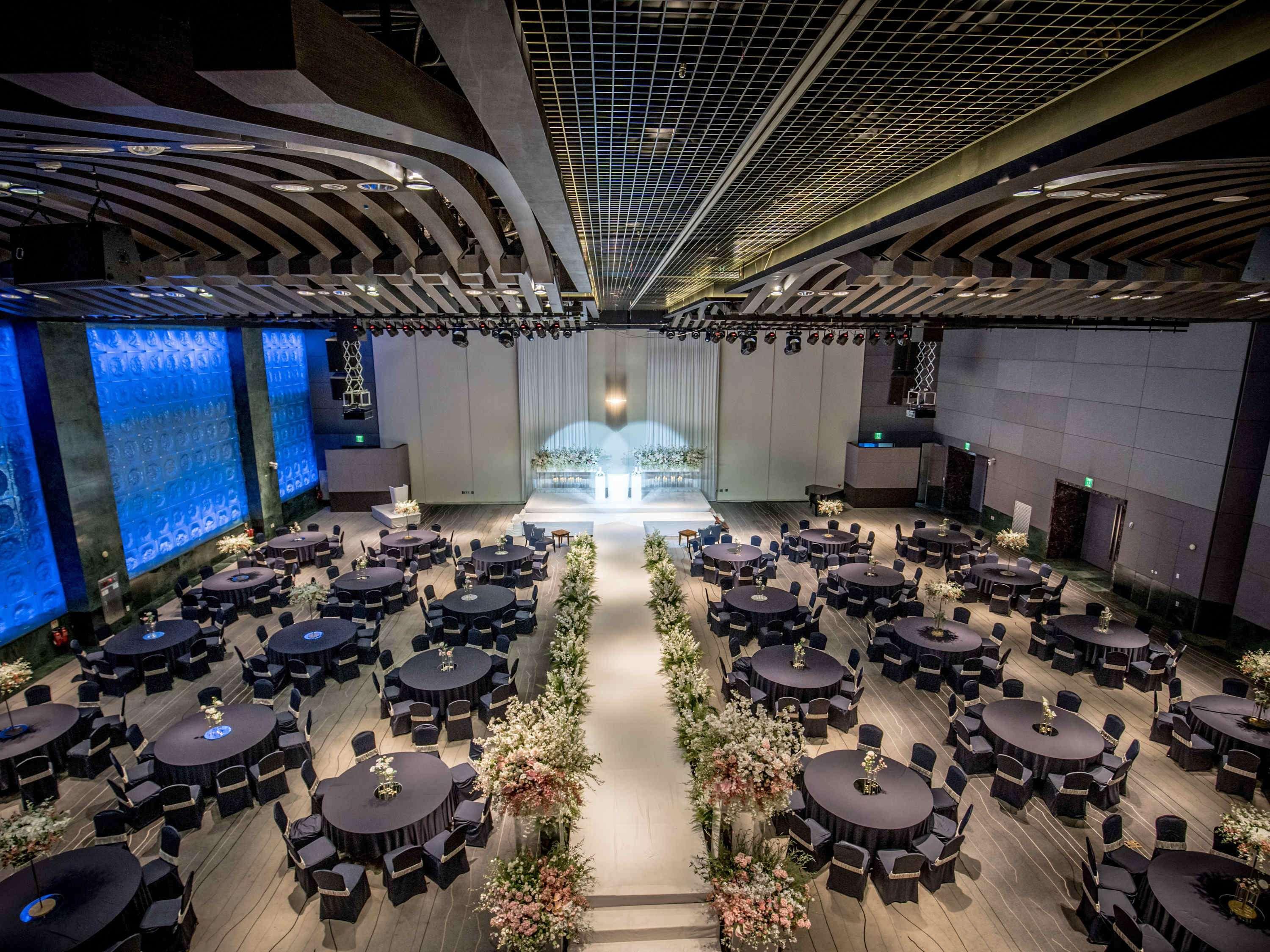 Grand Mercure Ambassador Changwon Exterior photo