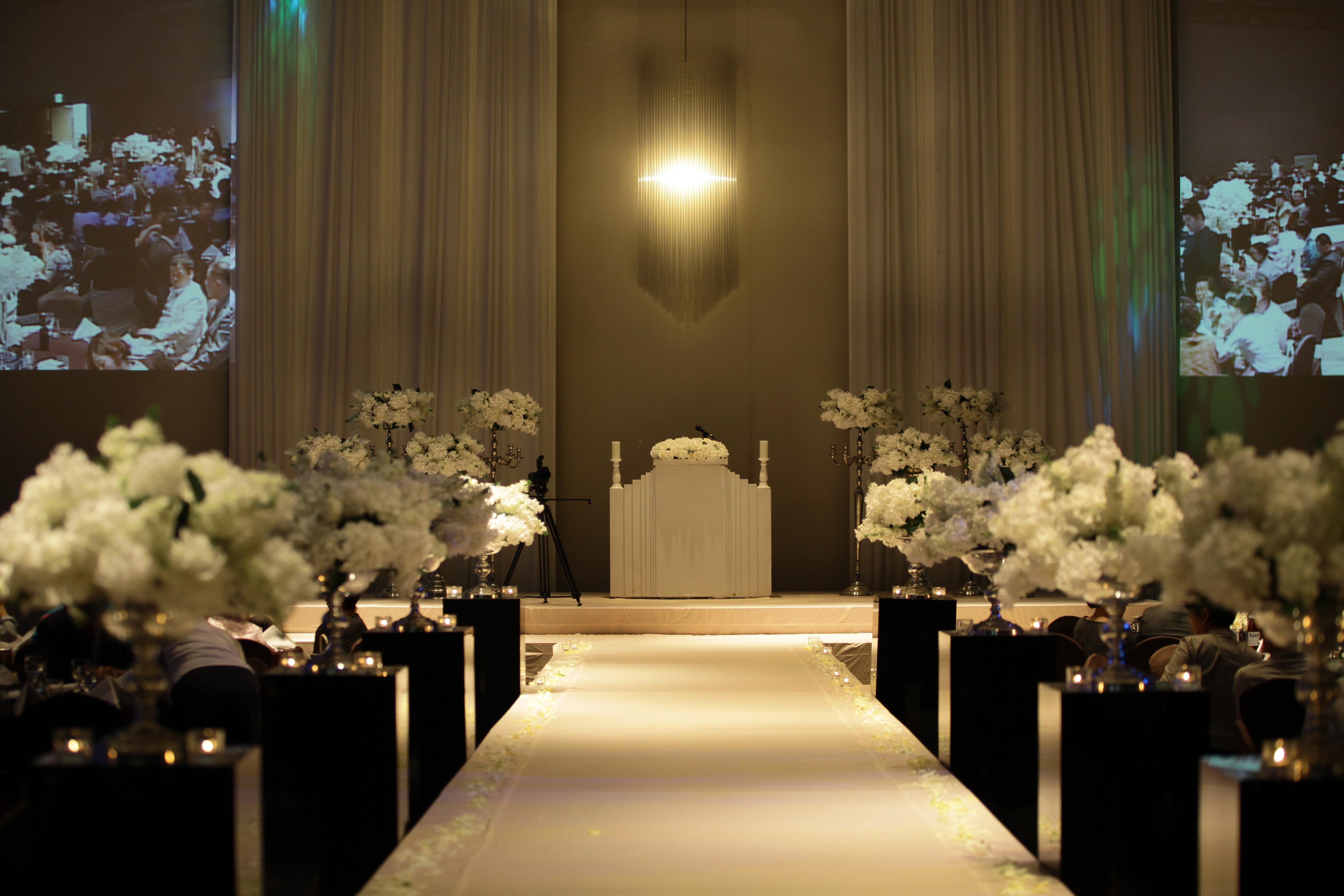 Grand Mercure Ambassador Changwon Exterior photo