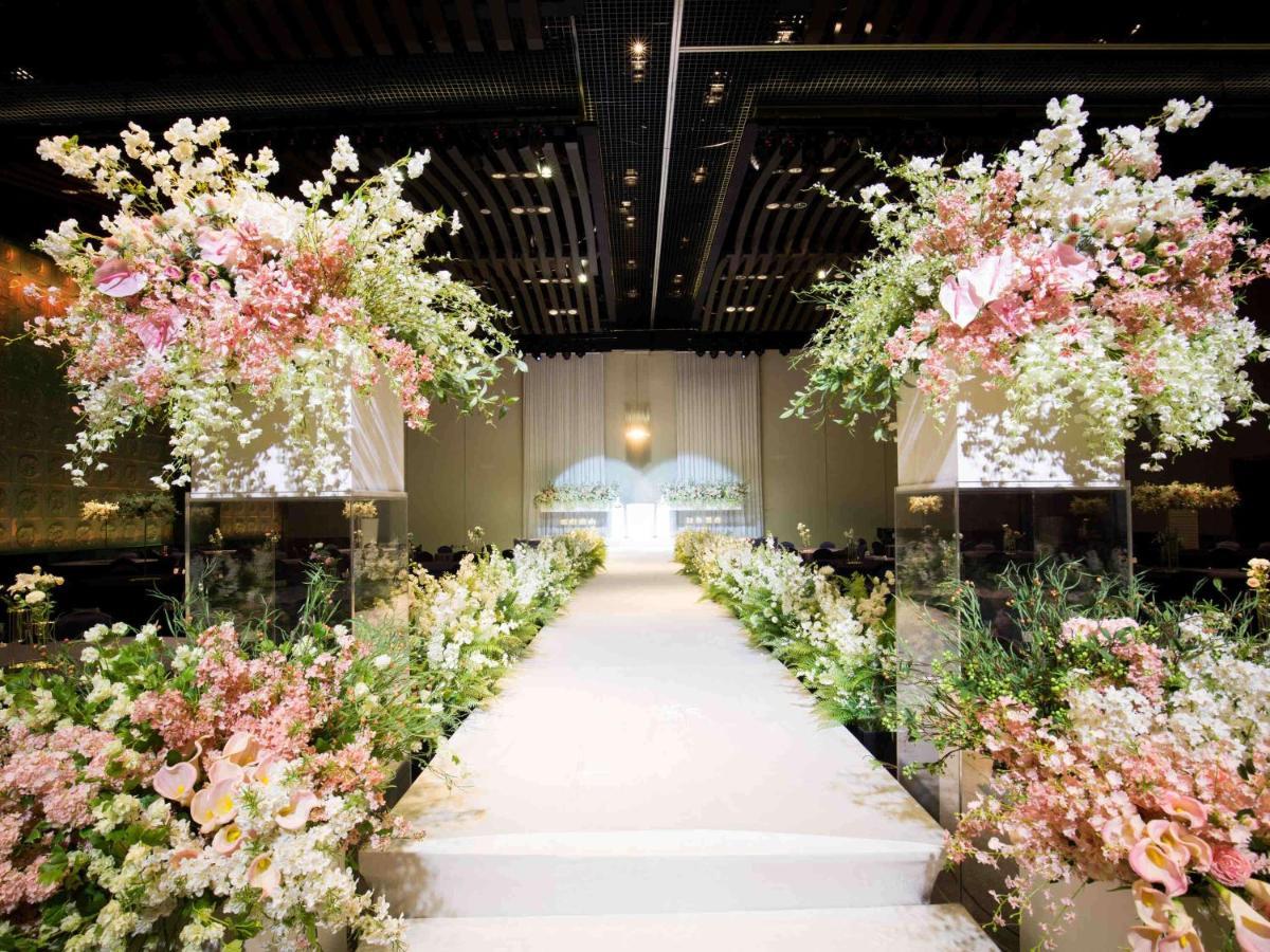 Grand Mercure Ambassador Changwon Exterior photo