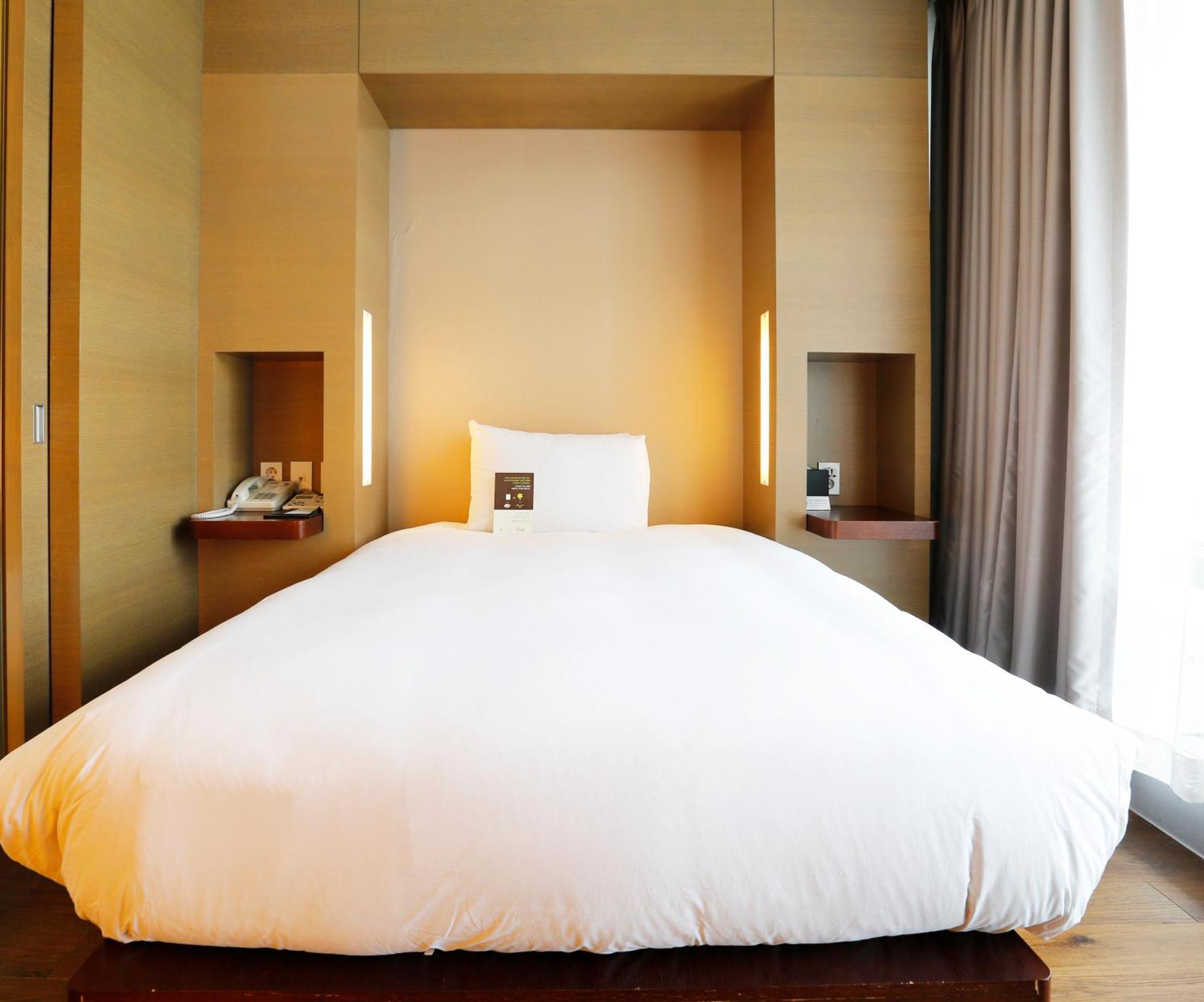 Grand Mercure Ambassador Changwon Exterior photo